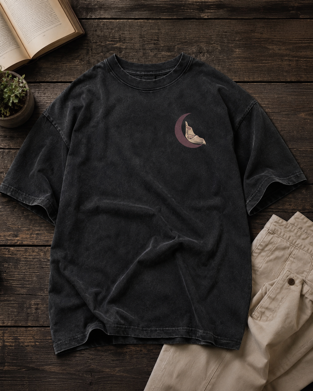 Reading After Midnight Women’s Oversized Drop Shoulder T-Shirt – Washed Black