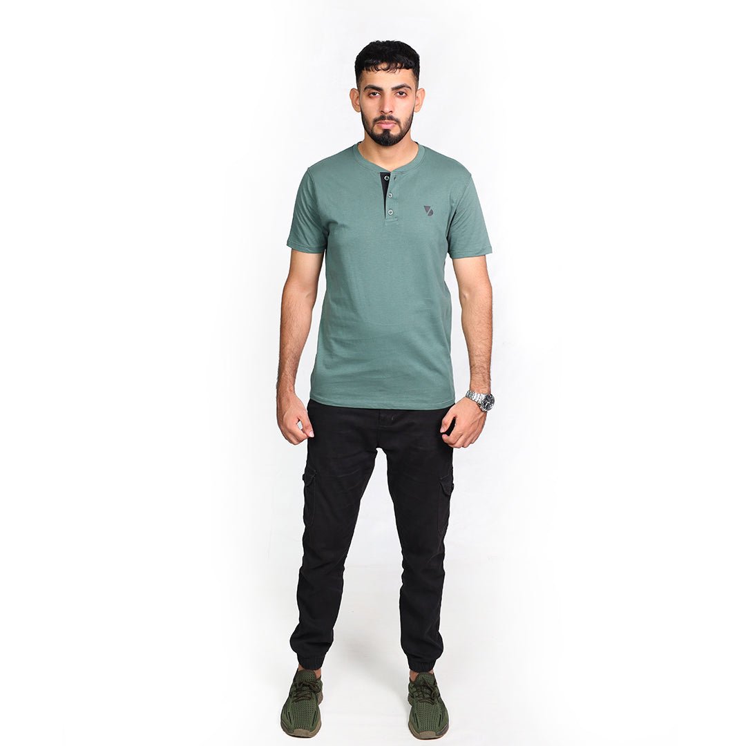 Bermuda Green Henley T-Shirt | VOGUE DESIRE